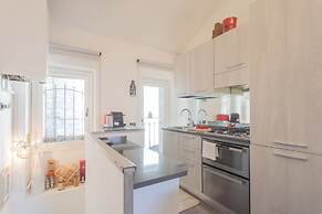 Pretty Studio in Old Town by Rent all Como