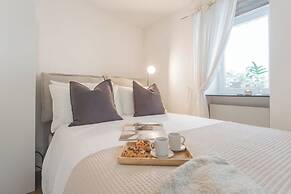 Pretty Studio in Old Town by Rent all Como