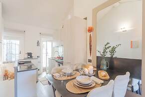 Pretty Studio in Old Town by Rent all Como