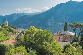 P Terrace by Rent all Como