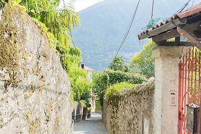 P Terrace by Rent all Como