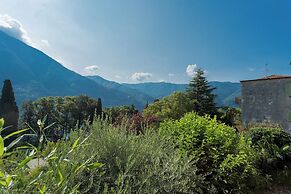 P Terrace by Rent all Como