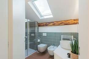 Rooftop Nest in Como City Center by Rent all Como