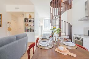 Rooftop Nest in Como City Center by Rent all Como