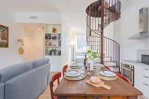 Rooftop Nest in Como City Center by Rent all Como