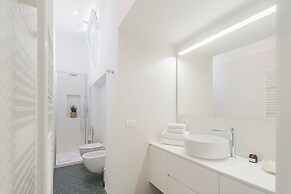 Rooftop Nest in Como City Center by Rent all Como