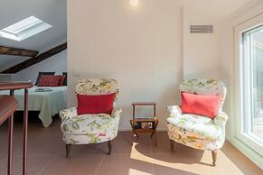 Rooftop Nest in Como City Center by Rent all Como