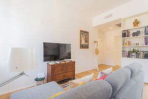 Rooftop Nest in Como City Center by Rent all Como