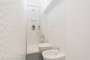 Rooftop Nest in Como City Center by Rent all Como