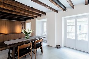 Shades Of Como With Private Terrace by Rent all Como