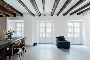 Shades Of Como With Private Terrace by Rent all Como