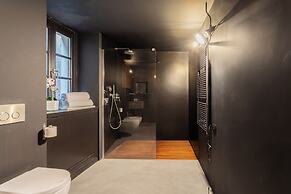 Shades Of Como With Private Terrace by Rent all Como