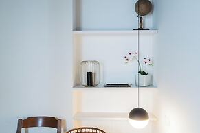 Shades Of Como With Private Terrace by Rent all Como