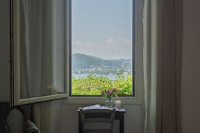 Simon's Apartment With Amazing View by Rent all Como