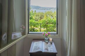 Simon's Apartment With Amazing View by Rent all Como