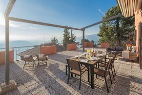 Sunset Terrace Loft Best View on Como by Rent all Como