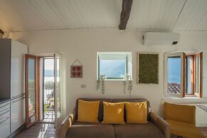 The Green Nest by Lake Como by Rent all Como