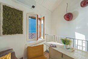 The Green Nest by Lake Como by Rent all Como