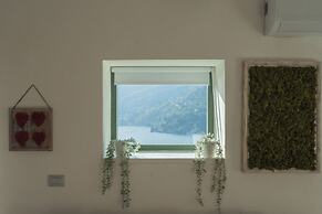 The Green Nest by Lake Como by Rent all Como