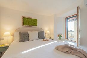 The Green Nest by Lake Como by Rent all Como