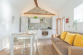 The Green Nest by Lake Como by Rent all Como