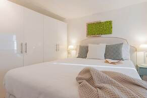 The Green Nest by Lake Como by Rent all Como