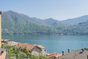 The Green Nest by Lake Como by Rent all Como