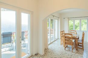 Top Lake View Villetta by Rent all Como
