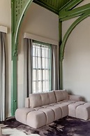 Metzlr House