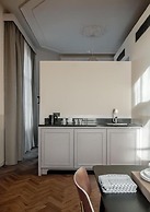 Metzlr House