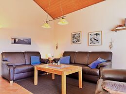 Ferienhaus mit Viel Platz in Burhave