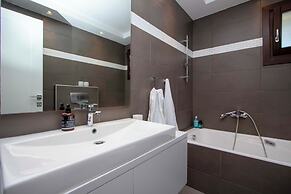 Beyond the Pines by Halkidiki Villas