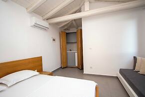 Beyond the Pines by Halkidiki Villas