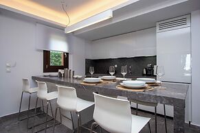 Beyond the Pines by Halkidiki Villas