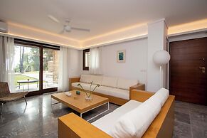 Beyond the Pines by Halkidiki Villas