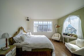 Dali Nest Secret Garden Lake View Inn