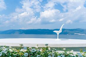 Dali Nest Secret Garden Lake View Inn