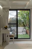 Dali Nest Secret Garden Lake View Inn