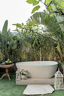 Dali Nest Secret Garden Lake View Inn