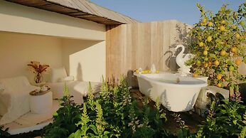 Dali Nest Secret Garden Lake View Inn