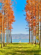 Dali Nest Secret Garden Lake View Inn