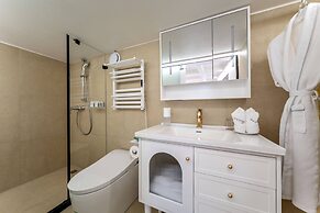 Dali Nest Secret Garden Lake View Inn