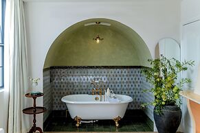 Dali Nest Secret Garden Lake View Inn