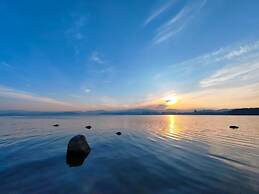 Dali Nest Secret Garden Lake View Inn