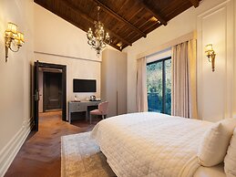 Amaraya by Larisa Nanital