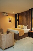 The Manor Hotel by Luckzi