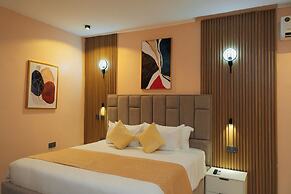 The Manor Hotel by Luckzi