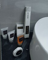 The Manor Hotel by Luckzi