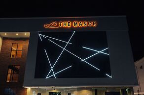 The Manor Hotel by Luckzi