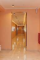 The Manor Hotel by Luckzi